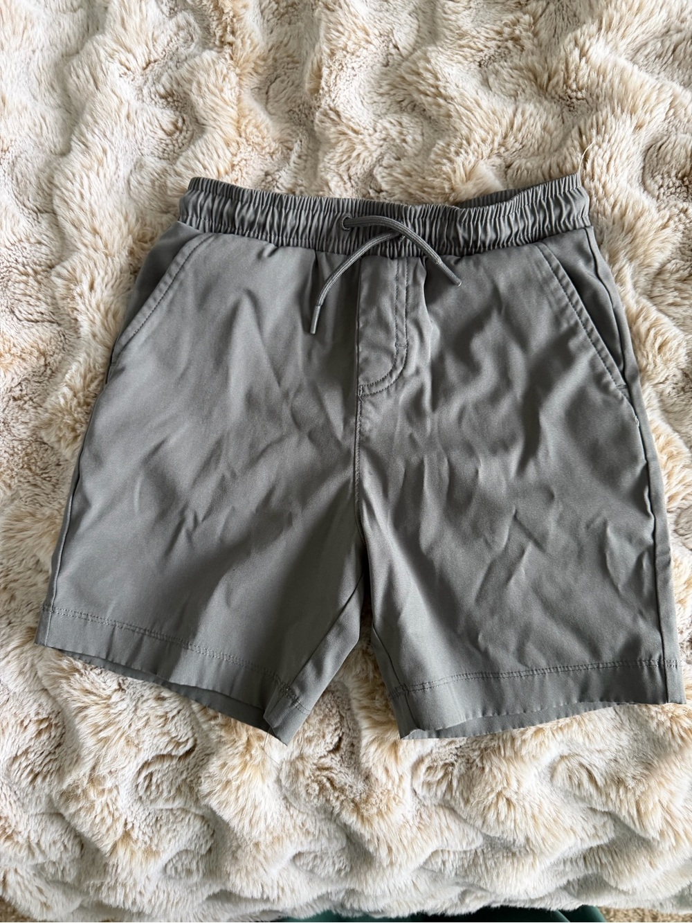 Vineyard Vines Olive Gray Elastic Waist Shorts